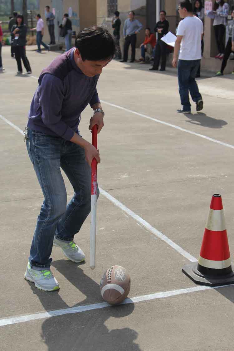爱游戏aiyouxi(中国)员工积极参加院趣味运动会