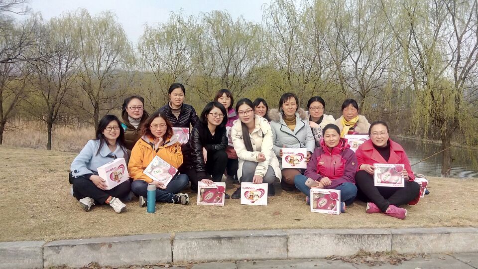 爱游戏aiyouxi（中国）工会开展庆三八户外踏青活动